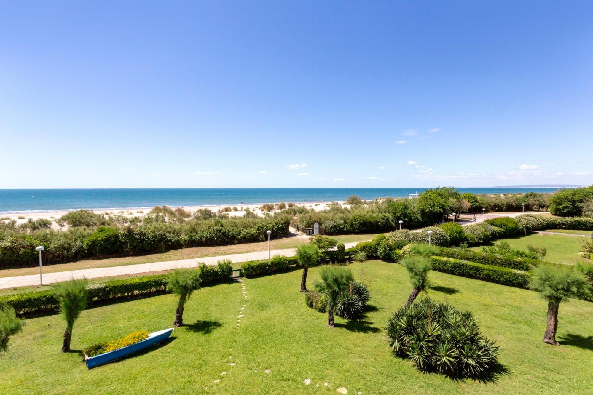 Chez Fabienne - Superbe Appartement Avec Vue Sur La Mer Et Parking La Grande-Motte Exterior photo